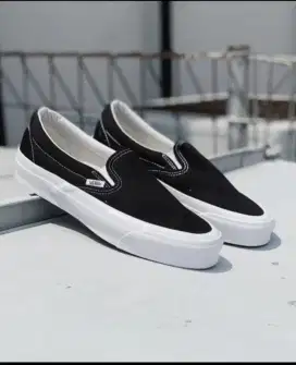 SEPATU VANS SLIP ON PRIA IMPORT