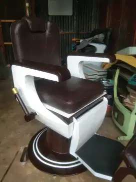 Cod, kursi pangkas barbershop