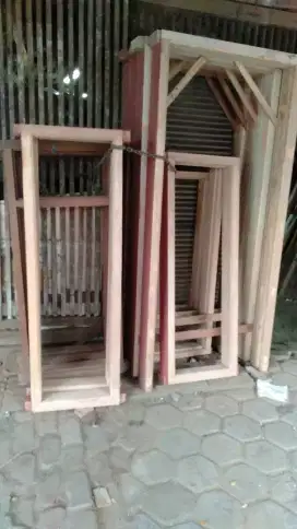 Ud cahaya murni jual beli kayu bekas menerima pemesenan kusen pintu