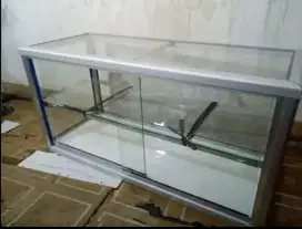 Etalase kaca untuk dagang makanan matang ukuran 100 x 35 x60