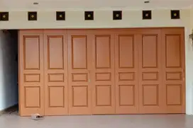 TERLARIS! Pintu garasi harga ekonomis di tahun ini