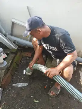 Sedot wc surabaya