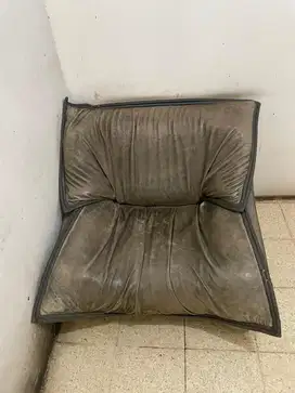 Bangku sova kulit retro late 1980s