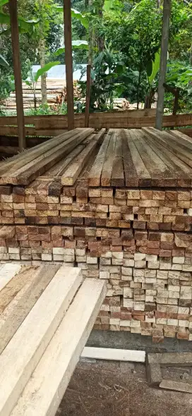 Dijual kayu jimas super lurus dll dri pemotongan langsung