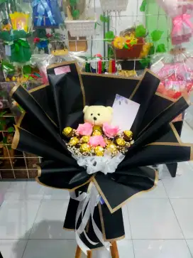 Buket Boneka wisuda bunga coklat ferero rocher