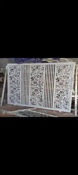 Pagar cating laser