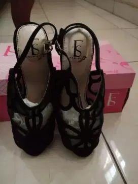 Sepatu Second Original FS