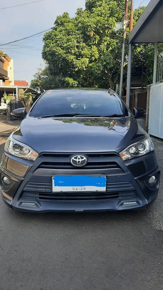 toyota yaris (2015) 1.5 TRD Sportivo Bensin-AT