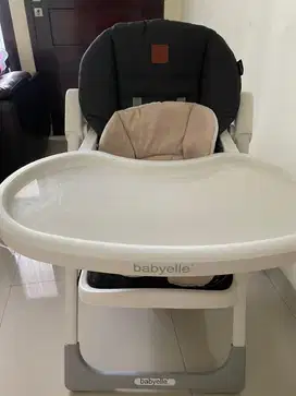 KURSI MAKAN/BABY CHAIR merk  BABYELLE