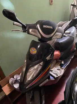 Sepeda Motor Listrik Kymco 2007
