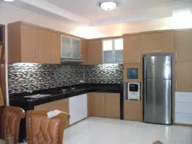 Kitchen Set Model Minimalis Finish HPL dan Service