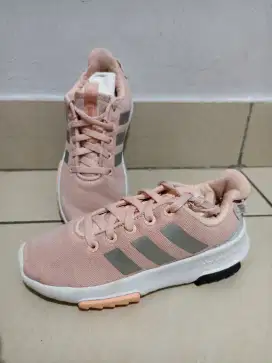 Sepatu anak Adidas preloved rasa BARU original size 28