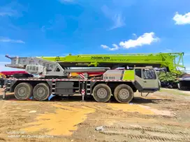 Semi All-Terrain Crane ZOOMLION 2018 Retail Pakai Harian