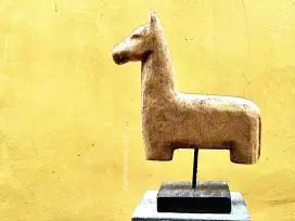 Patung kuda unik