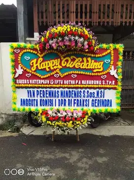 Buat Hari Spesialmu Semakin Berkesan dengan 67500 Bunga Papan yang