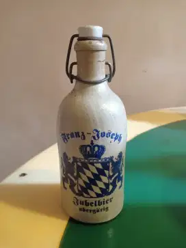 Pajangan botol antik