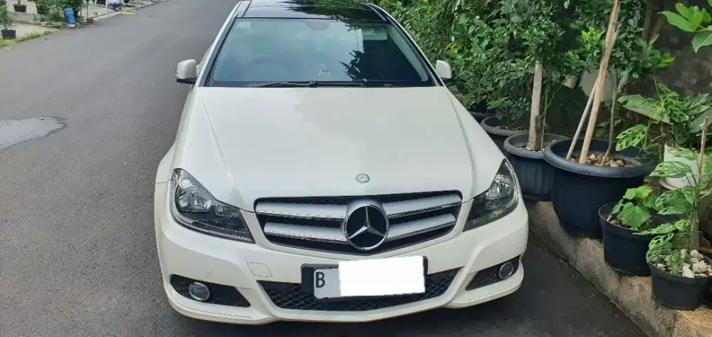 Mercedes benz C180 W204