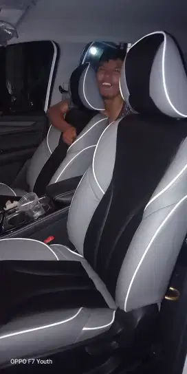 Sarung jok mobil permanen