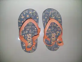 Sendal Jepit Anak merk Cotton On, size 7 (umur 1-2 tahun)