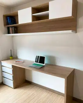Meja belajar anak