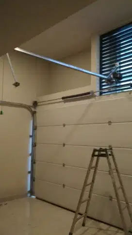 mesin pintu garasi buka atas otomatis