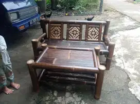 Kursi bambu set meja