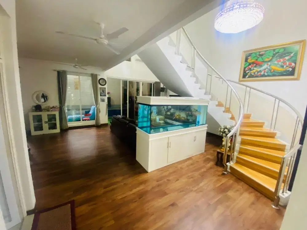 Full Furnish Rumah Mewah Kolam Renang Pribadi,MODERNLAND