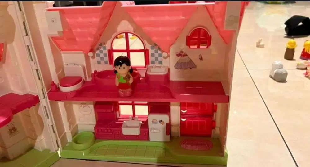 ELC Happyland Cherry Lane Cottage