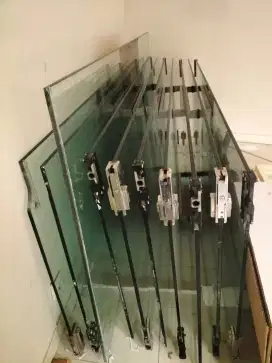 Pintu kaca bekas, pintu kaca kamar mandi