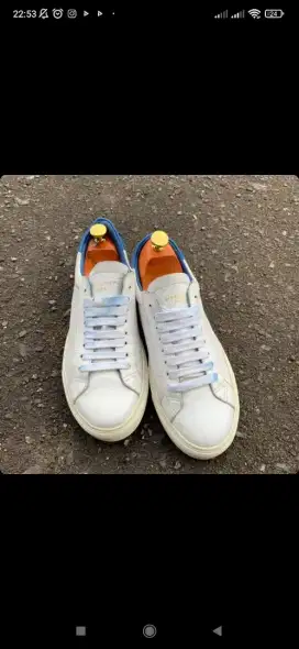 Sepatu urban street Givenchy Paris original, size 39/40.