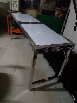 Meja stainles  steel