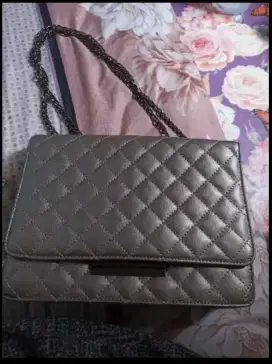 Nego tas rantai elizaberth