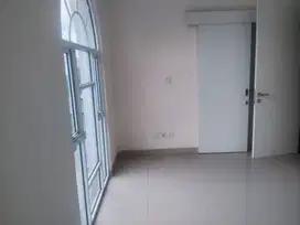 Dijual atau Disewakan Rumah Baru di Cluster La Seine JGC Jakarta Timur