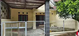 Dijual rumah Grand Deltasari A yani Row jalan 3 mobil