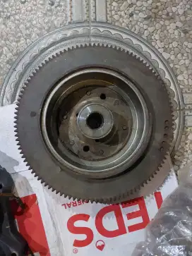 Flywheel rodagila mesin tempel yamaha 200pk