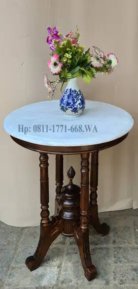 Meja sudut marmer antik