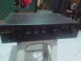 Amplifier Sansui AU-217