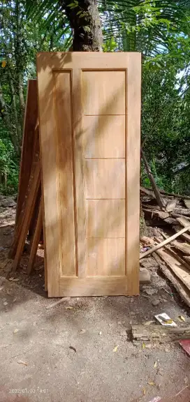 Kusen pintu mahoni/jati