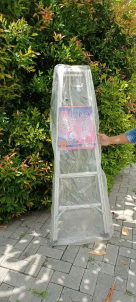 Tangga lipat aluminium 2m