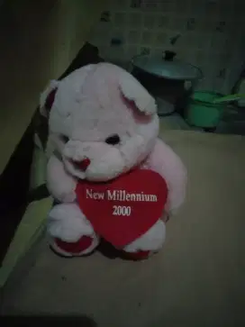 Boneka bear warna pink