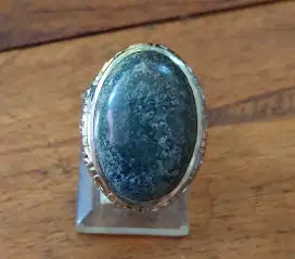 Batu Cincin Bacan Kembang