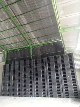 Jual beli pallet plastik