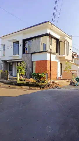 Dijual Cepat Rumah Di Griya Loka BSD