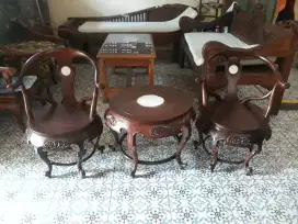 1 Set Kursi Dan Meja