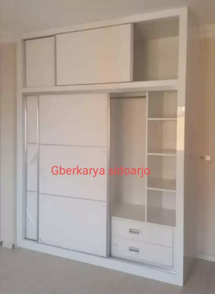 Lemari minimalis custum