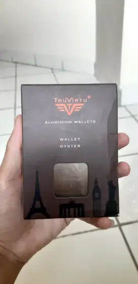 Dompet steinless