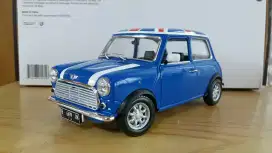 Diecast/Miniatur Bburago Morris Mini Cooper Blue Union Jack 1:18