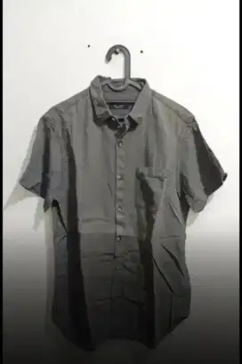 Kemeja Pria. Merk Pull & Bear