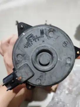 Motor fan sigra original