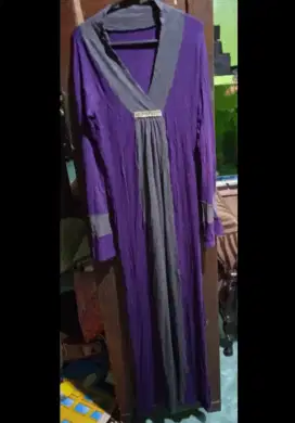 Gamis ungu size kecil